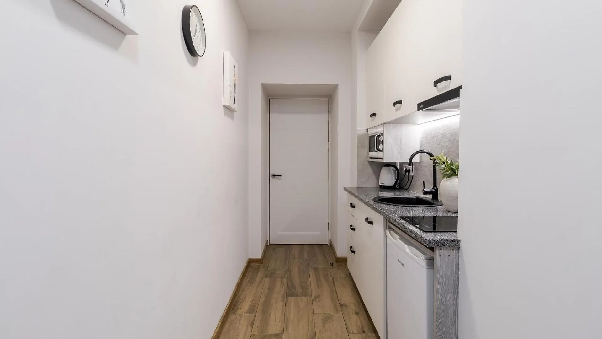 Daire Demar Apart Violet Lviv Ukrayna